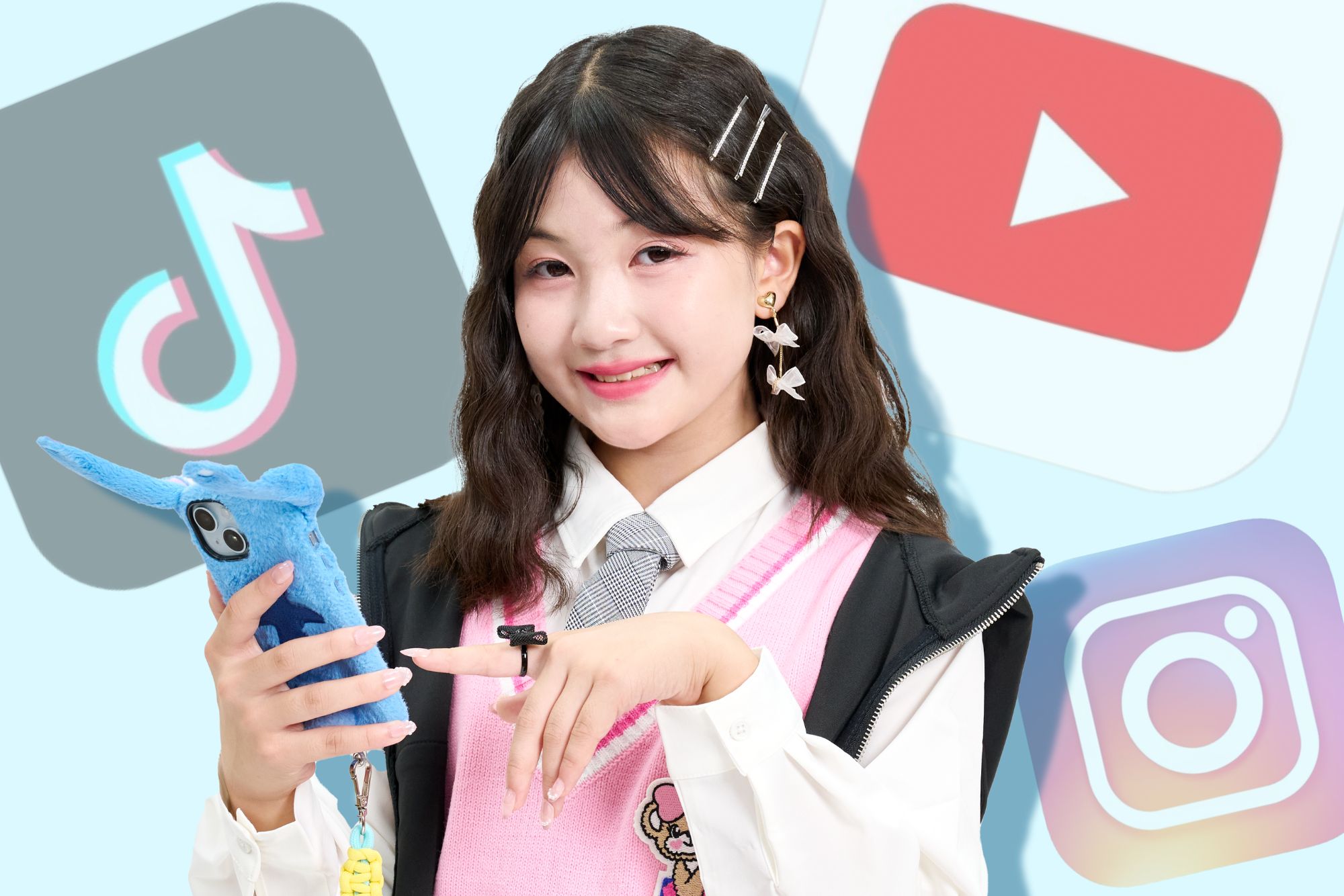 ニコちゃん( ¨̮ )プロフ読んでね カリスマ読者モデルのSNS事情&スマホケースを紹介！〜まりちゃんへん