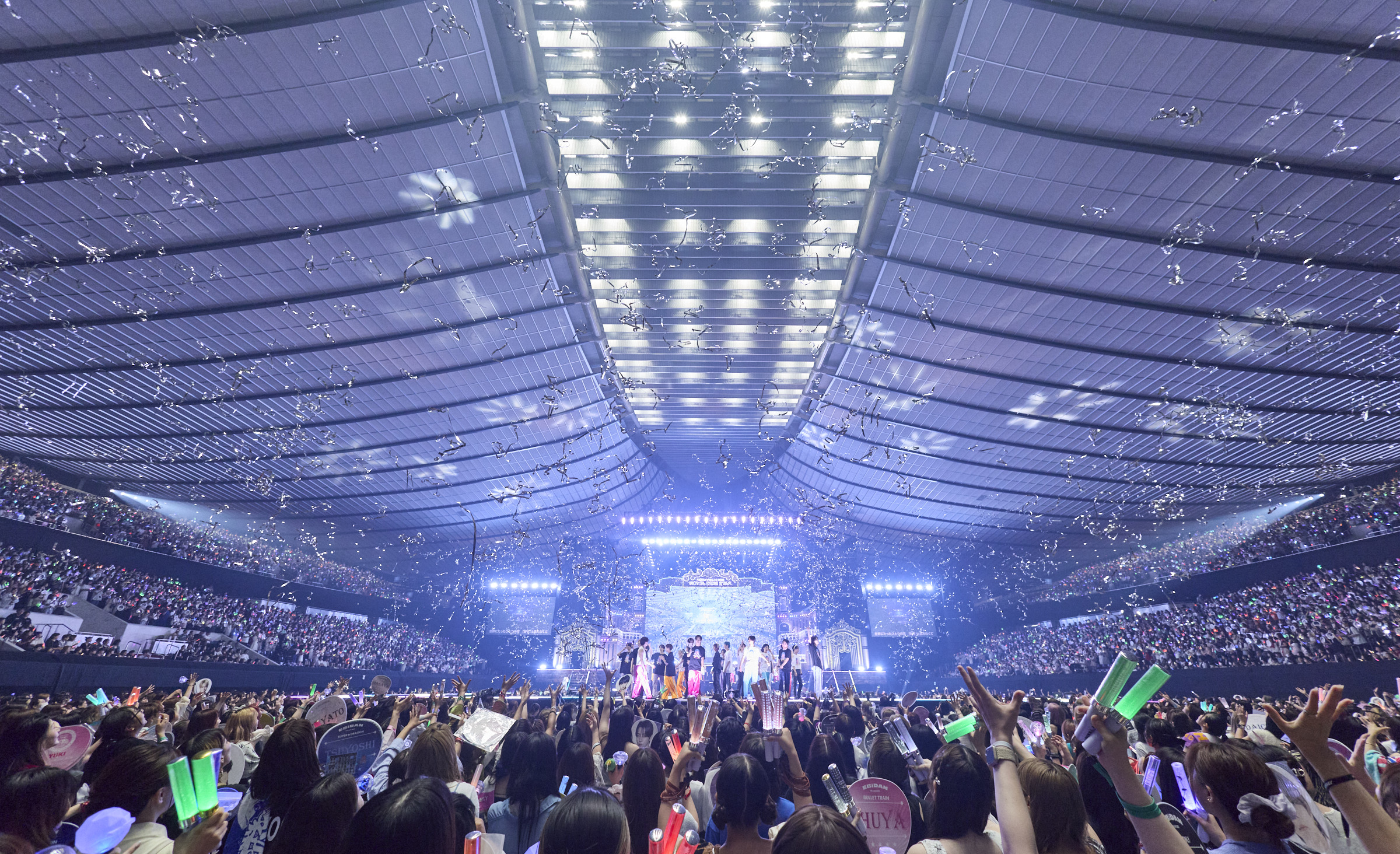 9組61名のEBiDANメンバー大集合「EBiDAN THE LIVE 2025 HOTEL NINE