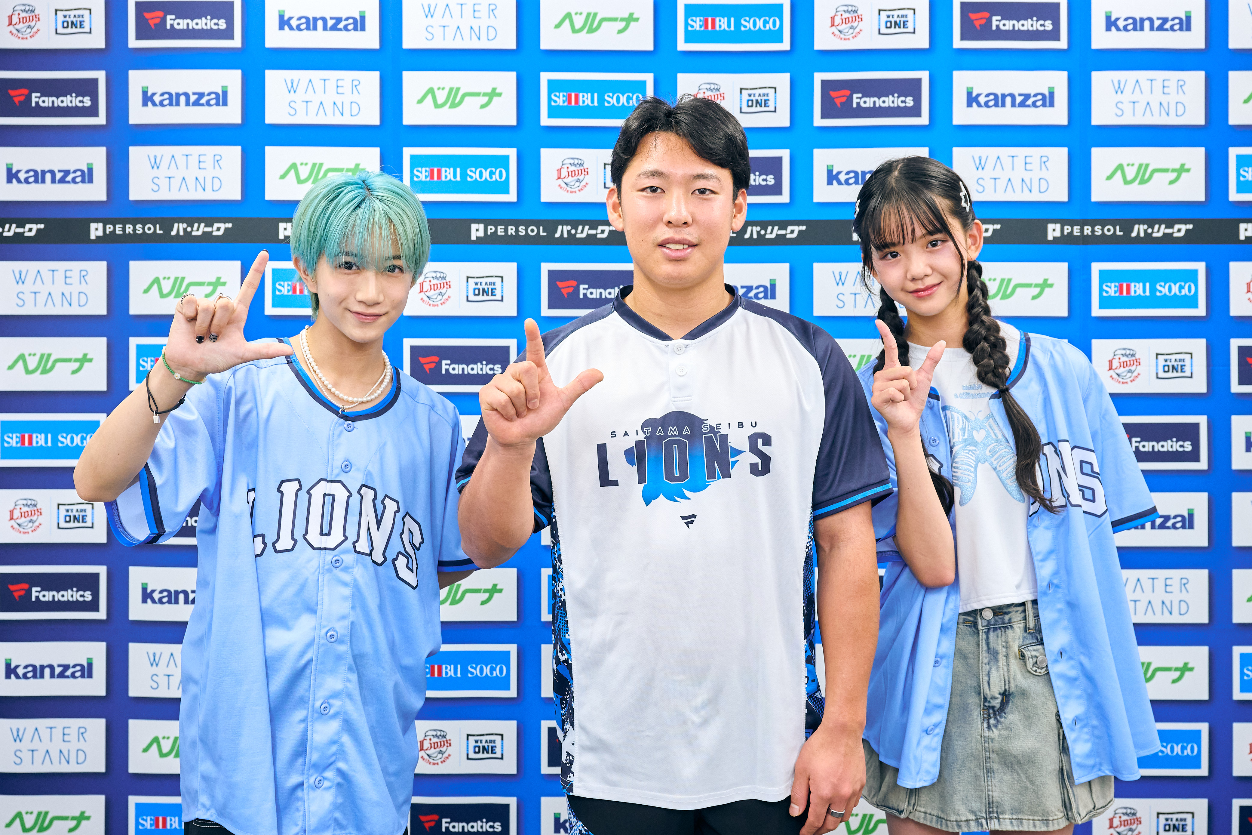 山田陽翔 選手 サマーブルーユニフォーム 西武の