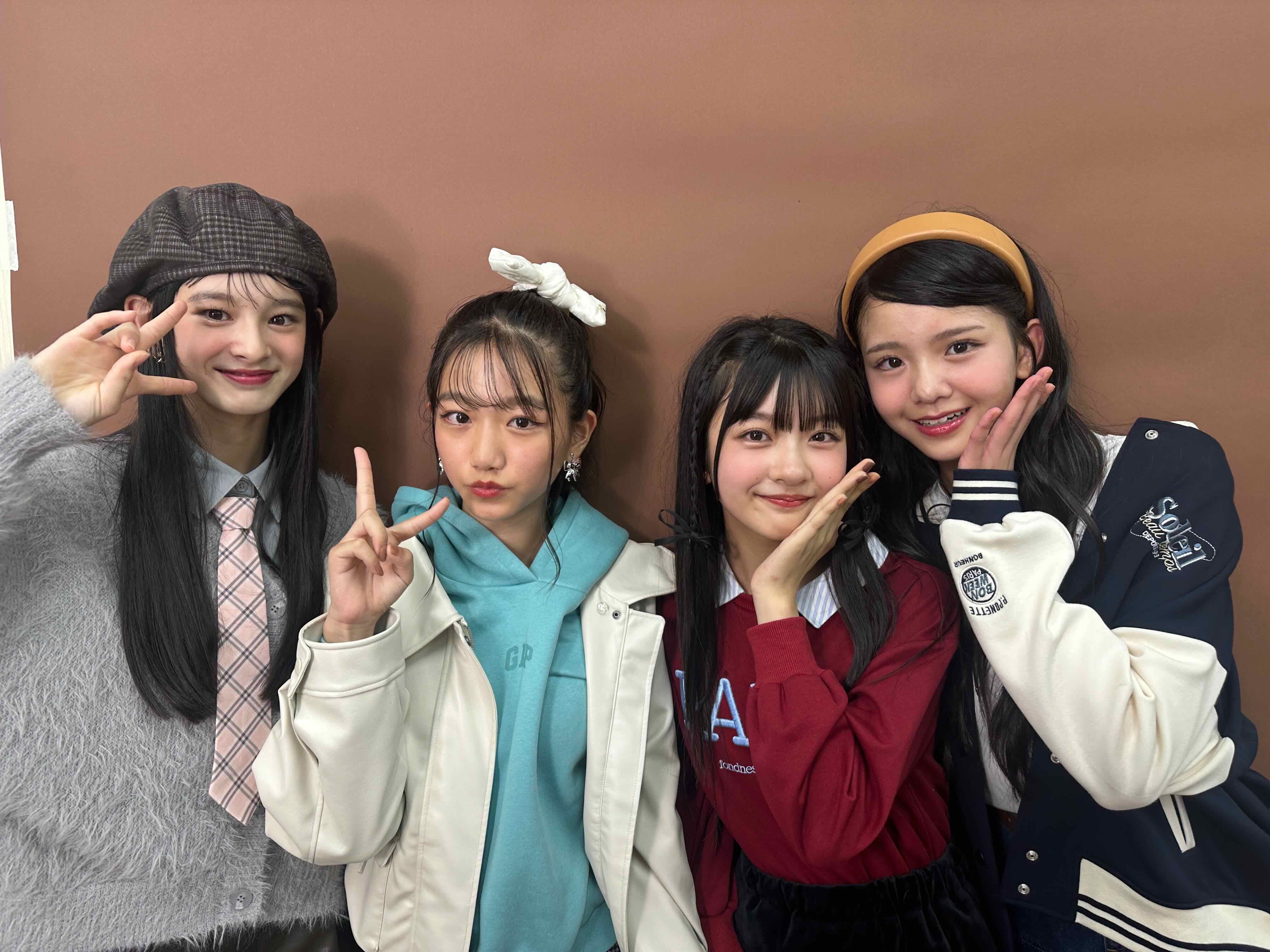 最新おしゃれがつまったニコ☆プチ秋号が発売！」【秋号オフショット#1