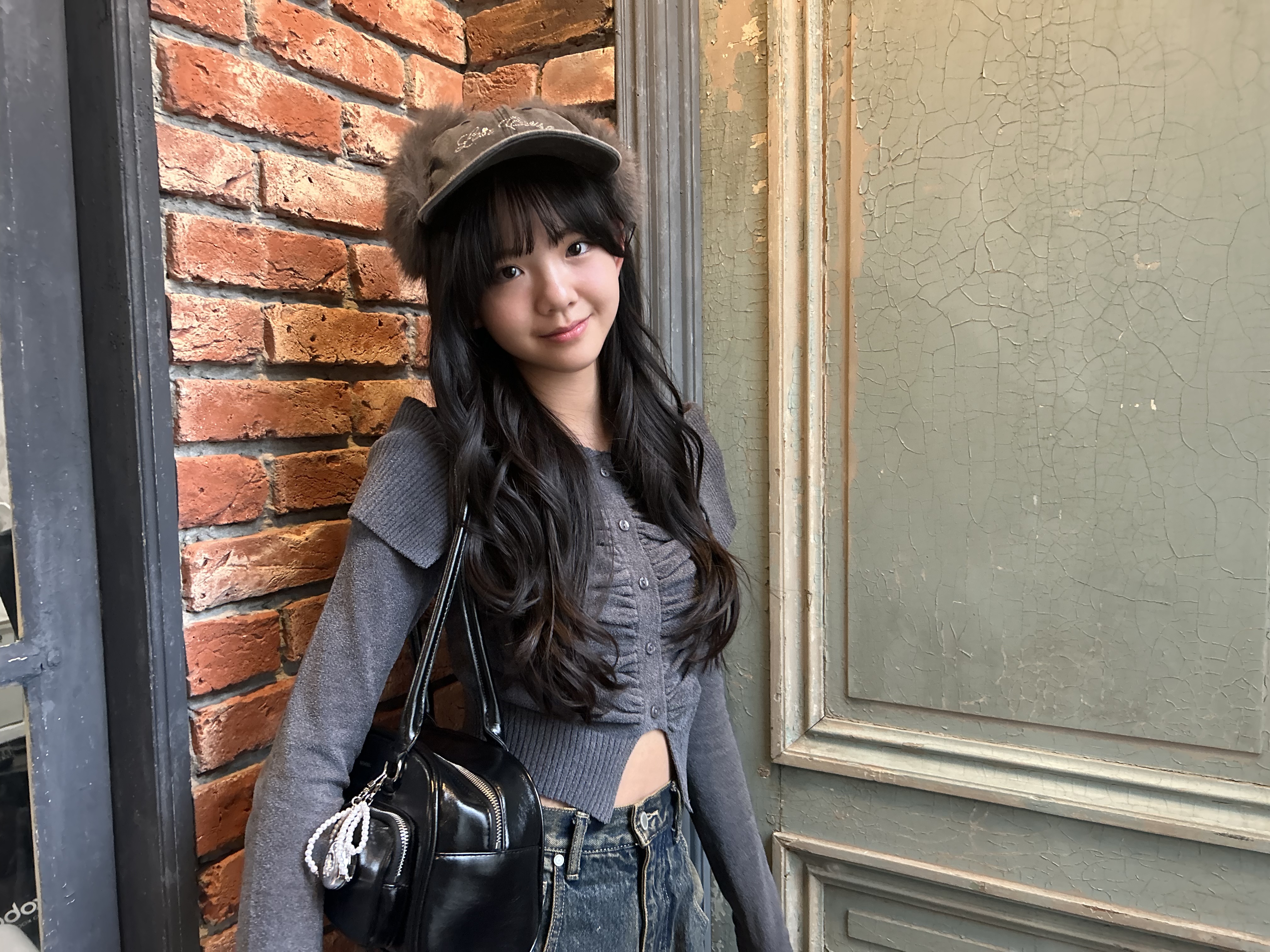 肌見せがヘルシーな大人カジュアルコーデ♪ 【プチ㋲私服スナップ