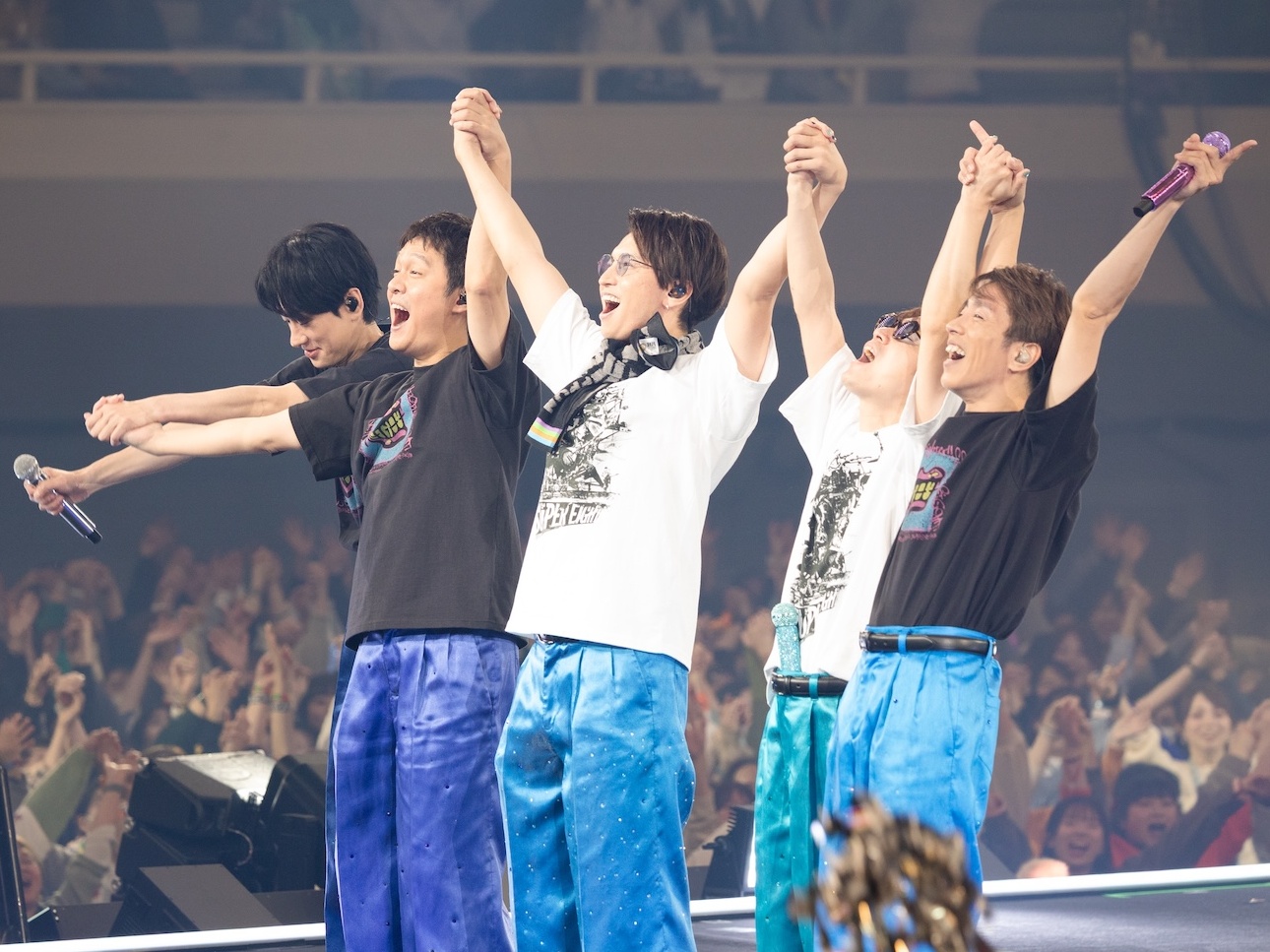 SUPER EIGHTが愛と笑いで日本を元気に♡ 初の日本武道館ライブレポ
